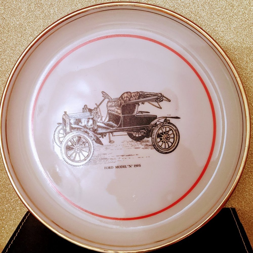 8" Plate Antique Automobile Collector FORD MODEL
